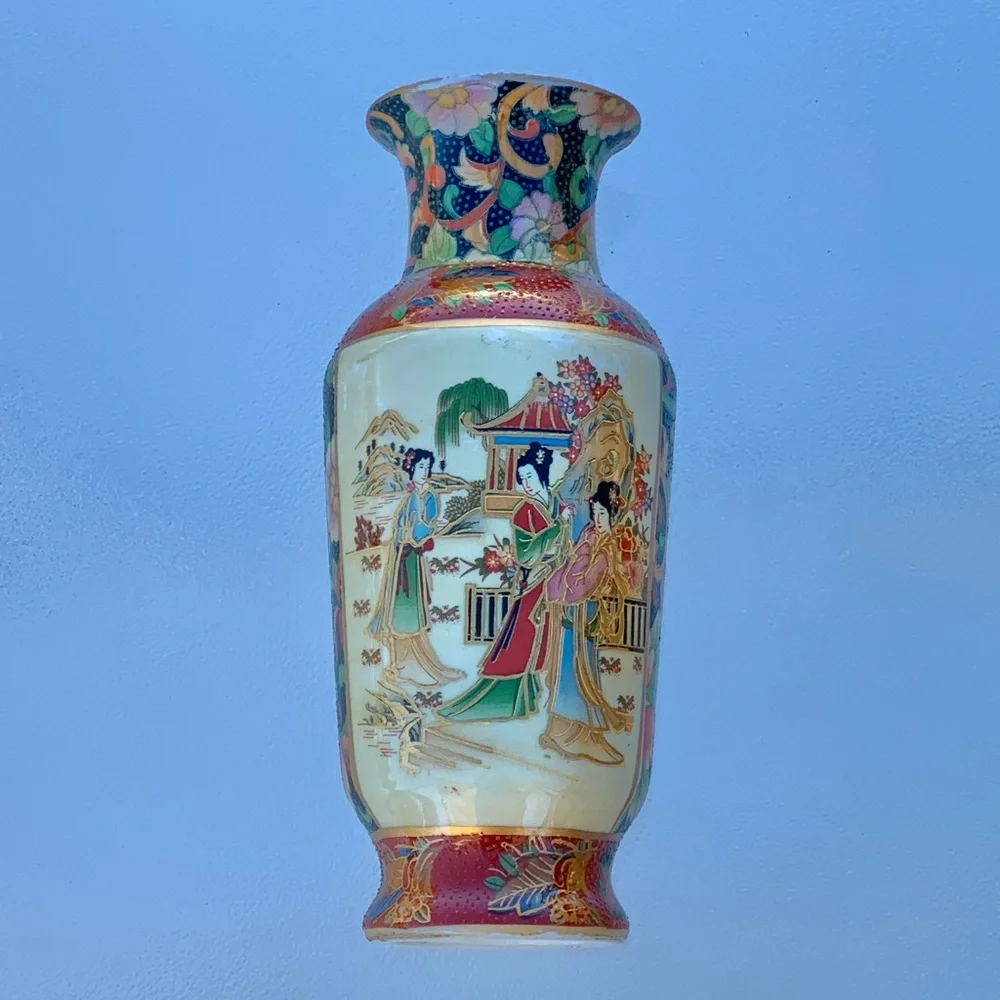 Chinese Porcelain Red and Blue Floral Hand Painted Textured Asian Art 8” Vase